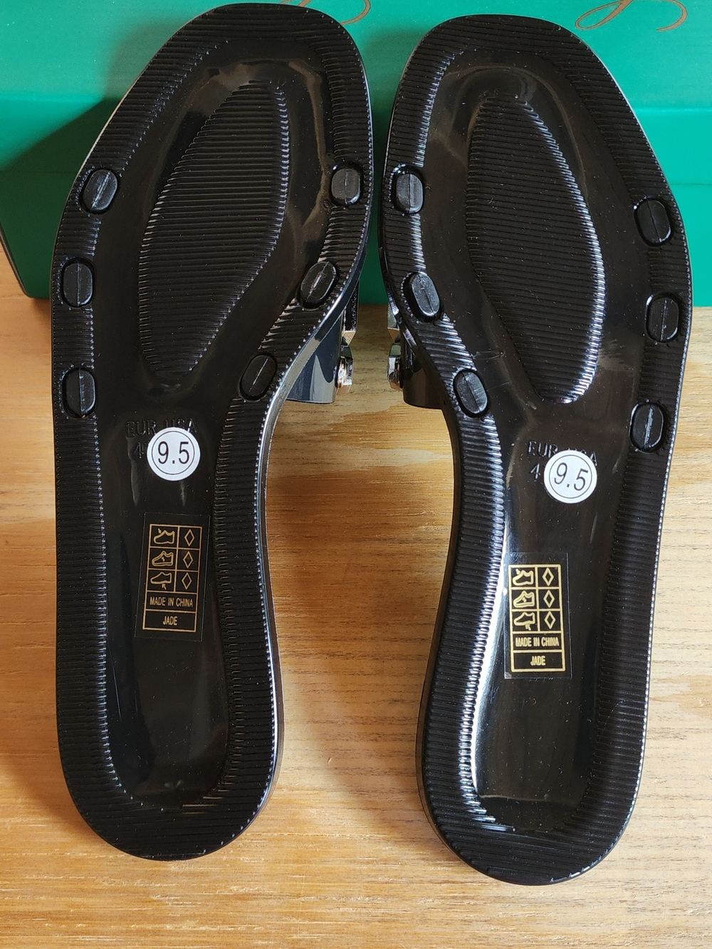NEW!! Lauren Lorraine Black Slide Sandals with Crystal Embellishment, Sz 9.5,NWT - Picture 5 of 6